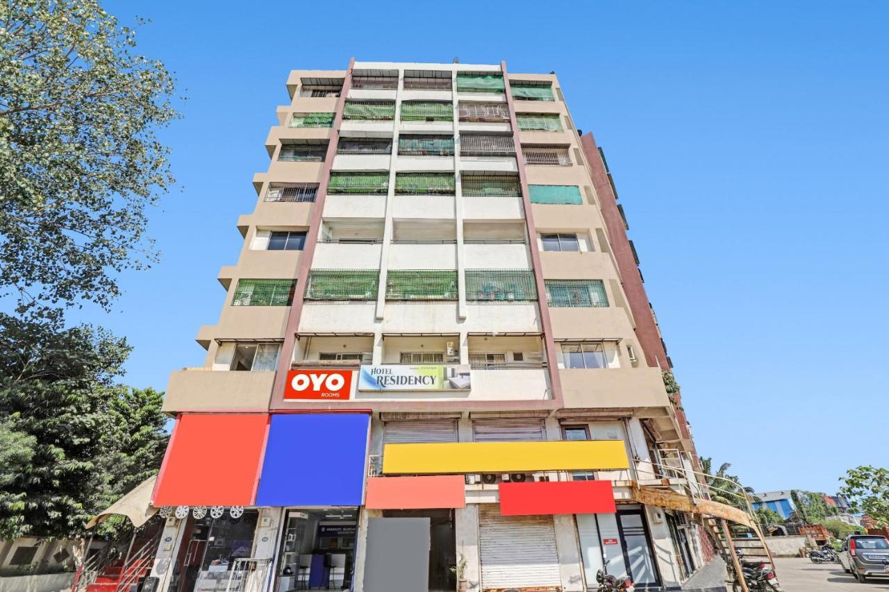 Oyo Flagship Hotel Residency Silvassa Eksteriør billede