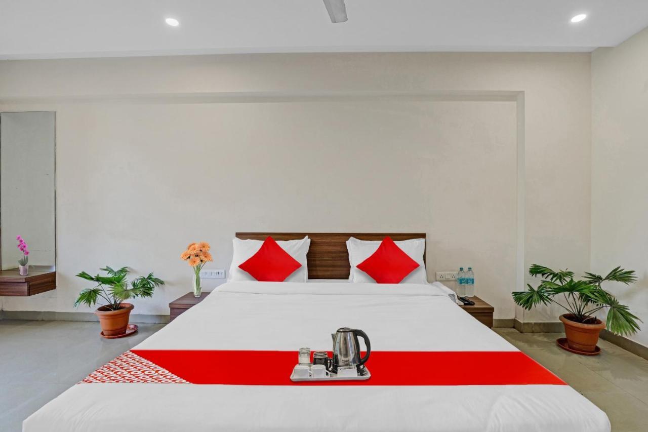 Oyo Flagship Hotel Residency Silvassa Eksteriør billede